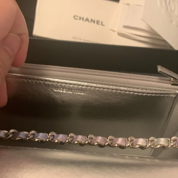 Chanel ❌❌❌SOLD❌❌❌WOC Matallic Color - Picture 8 of 9